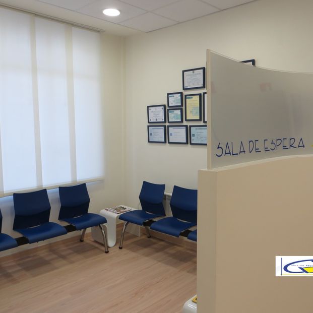 Clínica Dental Luis Miguel Ruiz Sala de espera